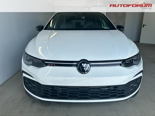 Volkswagen Golf GTI DSG AHK+IQ.Light+Drive+Black+Harman+Alu19+HUD+Navi+Pano+Keyless 