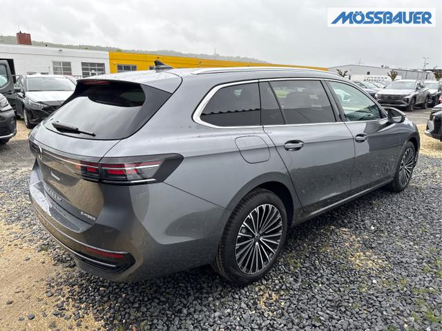 Volkswagen / Passat Variant / Weiß / / / 