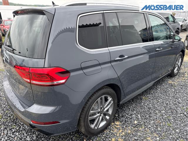 Volkswagen / Touran / Weiß / / / 