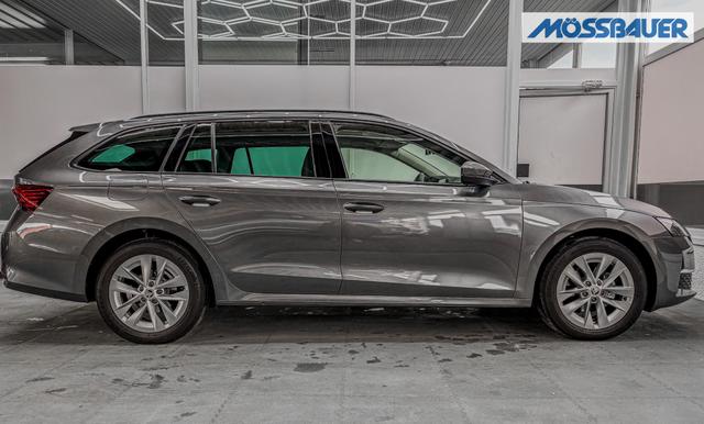 Skoda Octavia Combi SELECTION 1.5 MHEV AHK DSG NAVI ACC SHZ RFK 