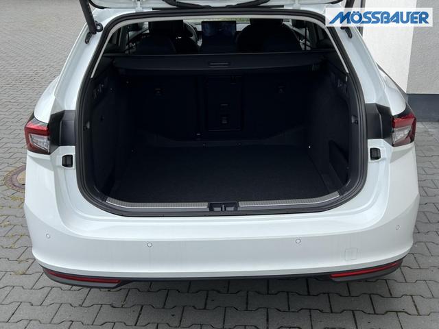 Skoda Superb Combi Sportline 1,5 TSI DSG 110KW Canton 