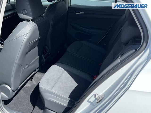 Volkswagen Golf People 1,5 eTSI DSG mHEV 110KW MJ26 