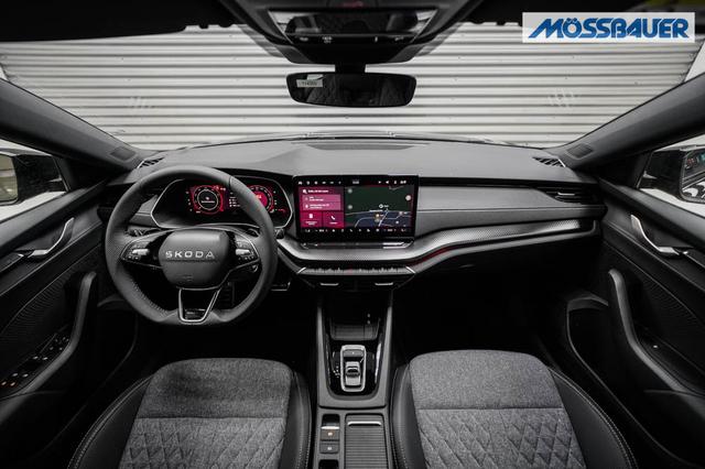 Skoda Octavia Combi Kombi 1,5 TSI m-HEV DSG Sportline -LAG. 