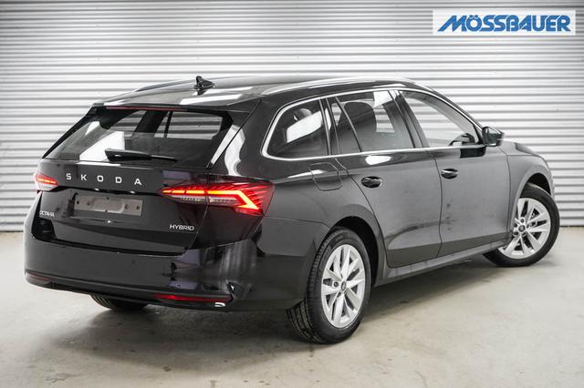 Skoda Octavia Combi Autonova Bayreuth ein M&ouml;ssbauer Autohaus Kombi 1,5 eTSI DSG mhev Selection -LAG. 