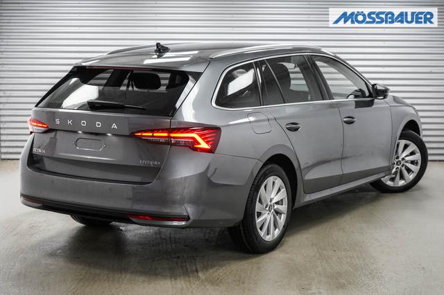 Skoda Octavia Combi Autonova Bayreuth ein M&ouml;ssbauer Autohaus Kombi 1,5 eTSI DSG mhev Selection -LAG. 