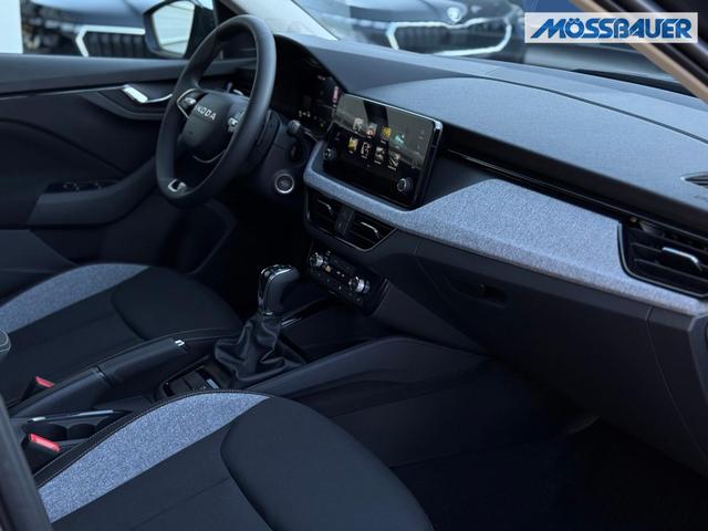 Skoda Kamiq Selection 1.0 TSI DSG AHK*Alu*8tfach*Matrix*SHZ*Kamera*Keyless*2Z Klimaauto* 