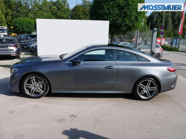 Mercedes-Benz E-Klasse AMG-LINE E 300 Coupe-AMG-LINE*NAVI*PDC*KAMERA*LED*SHZ*KLIMA*TEMPOMAT*MEDIA-PAKET*19-ZOLL 