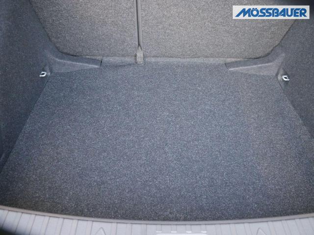 Skoda Scala Selection 1.0 TSI DSG*NAVI-ÜBER-SMARTLINK*PDC-HI*LED*TEMPOMAT*SHZ*DAB*KLIMA 