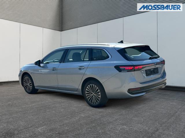 Volkswagen / Passat Variant / / / / DSG+NAVI+MATRIX+MASSAGE+ACC+KAMERA