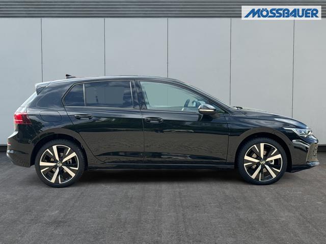 Volkswagen / Golf / Schwarz / / / KAMERA+18 ALU+ACC+LED+SHZ+KLIMA+KESSY+ARTVELOURS