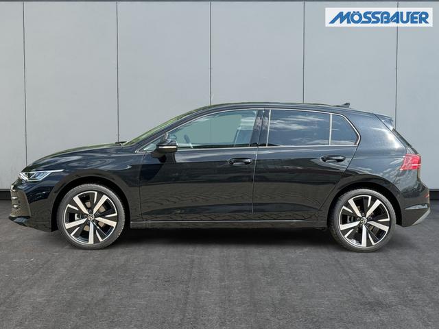 Volkswagen / Golf / Schwarz / / / KAMERA+18 ALU+ACC+LED+SHZ+KLIMA+KESSY+ARTVELOURS