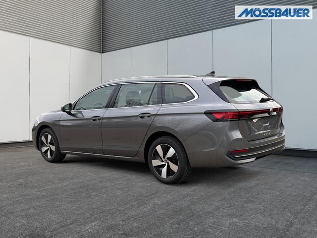 Volkswagen / Passat Variant / Grau / / / DSG+AHK+MASSAGE+NAVI+ACC+KAMERA+LED+17 ALU