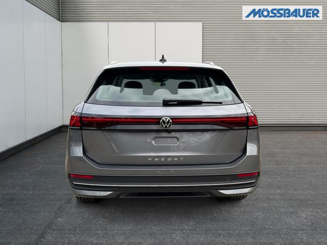 Volkswagen / Passat Variant / Grau / / / DSG+AHK+MASSAGE+NAVI+ACC+KAMERA+LED+17 ALU