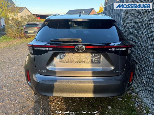 Toyota Yaris Cross 1.5 HEV Style Ash Grey Lager 