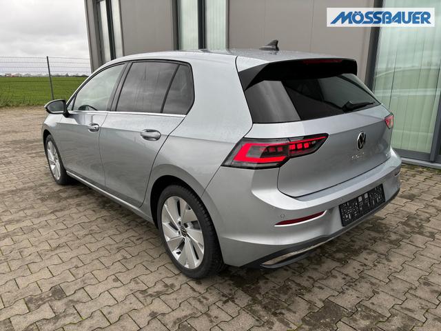 Volkswagen Golf Basis 2.0 TDI 115PS, LED-Scheinwerfer, Radio Composition 10,3" + Wireless App-Connect, Parksensoren vorne und hinten, Climatronic, M-Lederlenkrad, Digitales Cockpit, Reserverad 