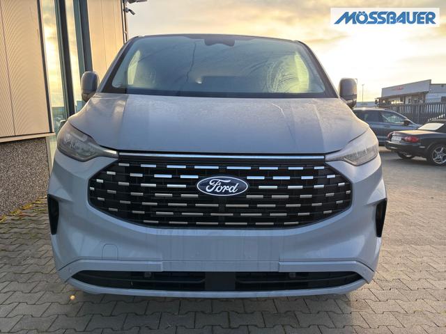 Ford Tourneo Custom Titanium 2.0 TDCi 170PS AUTOMATIK ALLRAD L2 (LANGER RADSTAND) H1, 5 Jahre Garantie, 8 Plätze, 17" Alu, Sitzheizung, Klimautomatik vo/hi, Privacy-Glas, Spiegel elektr., Parksensoren v/h, Rückfahrkamera, LED-Scheinwerfer, Keyless, Beheizte Frontscheibe, Radio 13" 