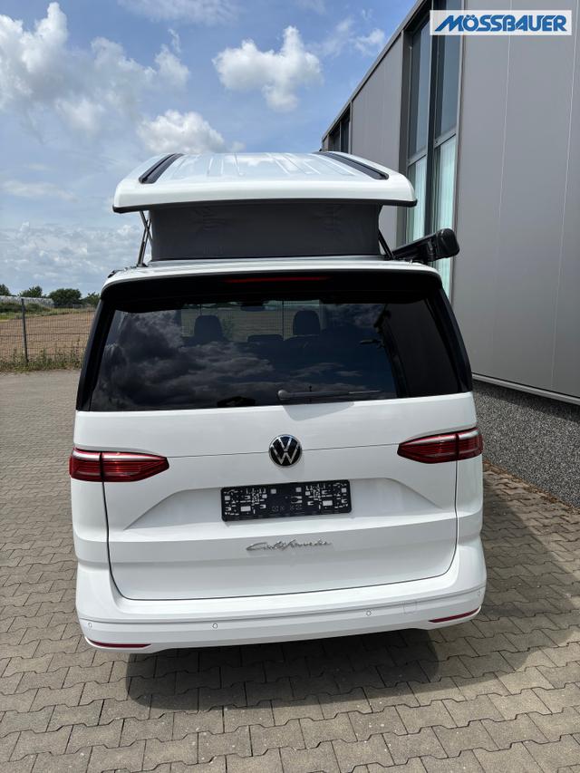 Volkswagen T7 California Beach 2.0 TSI 204PS DSG (AUTOMATIK), Aufstelldach, Klimaanlage, Parksensoren vorne und hinten, Digital Cockpit Pro, Radio Ready2Discover 10" + Wireless App-Connect, SIDE ASSIST, ACC, LED-Scheinwerfer, M-Lederlenkrad, Schiebetüren links rechts 