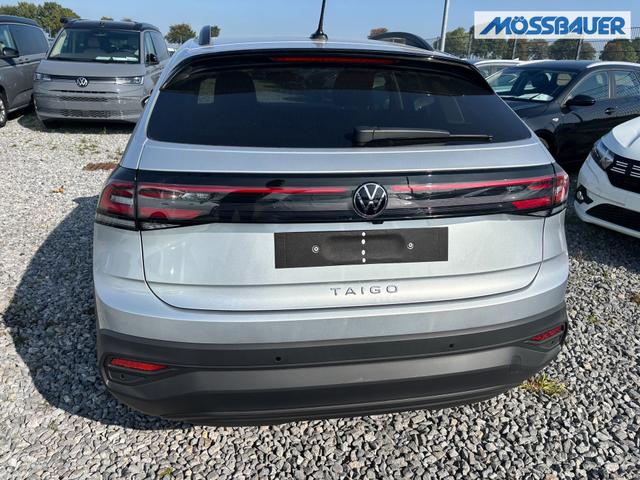 Volkswagen Taigo LIFE 1.5 TSI 150PS DSG/AUTOMATIK, Silber-Metallic, 17" Alu Aberdeen, MATRIX-LED, Sitzheizung, Climatronic, Parksensoren vorn/hinten, Rückfahrkamera, Radio Ready2Discover + Wireless App-Connect, Keyless Access, Licht-/Sicht, Privacy-Glas, M-Lederlenkrad 