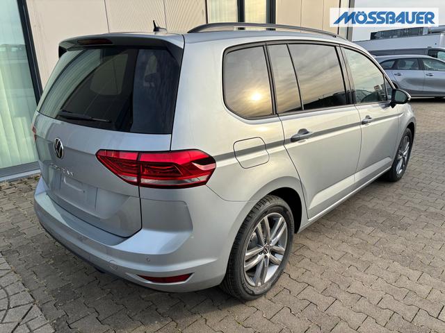 Volkswagen Touran Limited 1.5 TSI 150 PS, 17" Alu, SILBER-Metallic, Winter-Paket, Elektr. Heckklappe, Keyless, Alarm, LED-Scheinwerfer IQ-Light, Travel Assist, Parksensoren vo/hi, Rückfahrkamera, ACC, M-Lederlenkrad, Digital Cockpit, 3-Zonen-Climatronic, Radio Ready2Discover 8" 