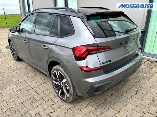 Skoda Kamiq Monte Carlo 1.0 TSI 115PS DSG, GRAU-MET/Dach schwarz, 18" ALU, AHK-VORBEREITUNG, Panoramadach, Matrix-LED, Parksensoren v/h, Kamera, Tempomat, Virtual Cockpit (8"!!), Kessy, Winter-Paket, Climatronic, Radio 8", SmartLink, NSW, Sport-M-Lederlenkrad beheizt, Dachreling 