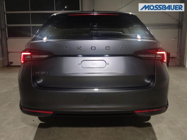 Skoda / Octavia Combi / Grau / / / , Beispielbilder, ggf. teilweise mit Sonderausstattung