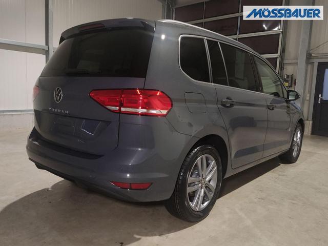 Beispielbilder, ggf. teilweise mit Sonderausstattung