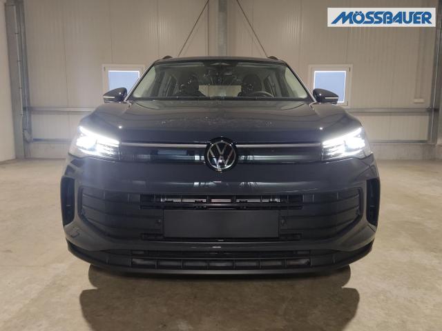 Volkswagen / Tiguan / Grau / / / , Beispielbilder, ggf. teilweise mit Sonderausstattung