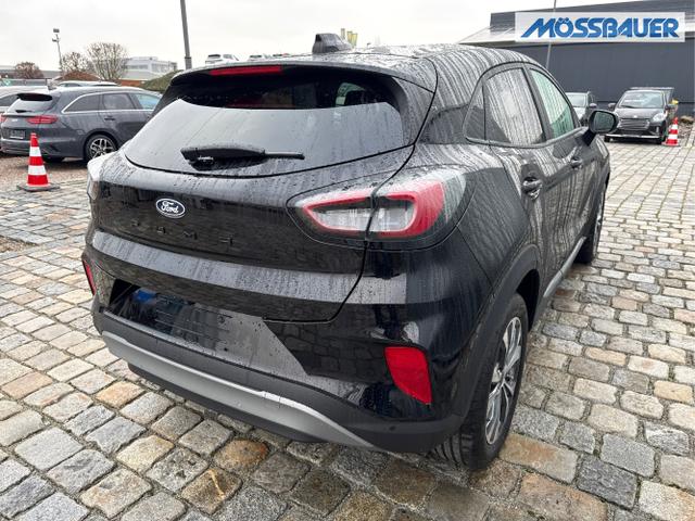 Ford / Puma / Schwarz / / / 