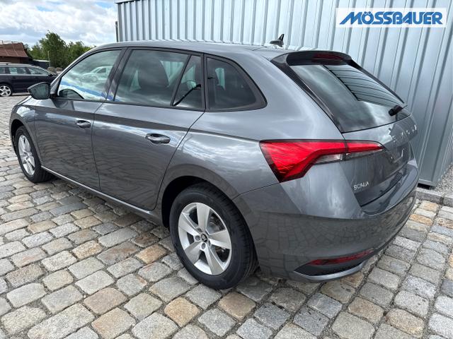 Skoda / Scala / Grau / / / 