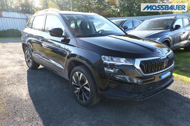 Skoda Karoq Selection TSI 150 DSG Pano AHK NavC SideA Leder ACC 