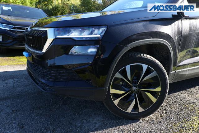Skoda Karoq Selection TSI 150 DSG Pano AHK NavC SideA Leder ACC 