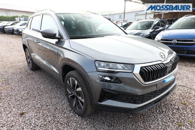 Skoda Karoq Selection TSI 150 DSG Pano AHK NavC SideA Leder ACC 