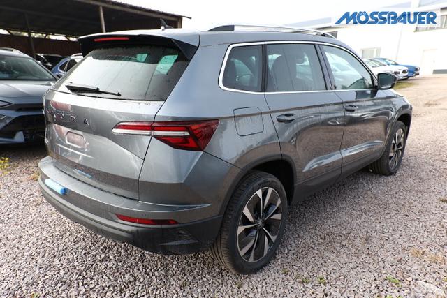 Skoda Karoq Selection TSI 150 DSG Pano AHK NavC SideA Leder ACC 