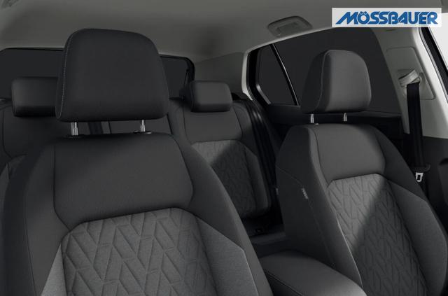 Volkswagen Golf 8 1.5 eTSI 150 DSG LED Keyl ACC R2D 5J.Gar 