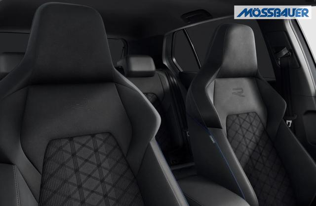 Volkswagen Golf 8 1.5 eTSI 150 DSG R-Line Pano Nav 5J.Gar 
