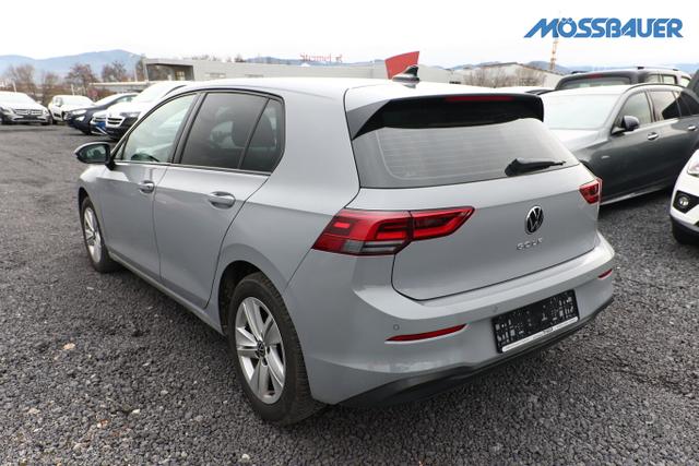 Volkswagen Golf LIFE VIII 1.5 TSI 130 Nav ACC SHZ PDC KeyL 