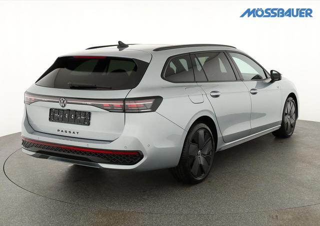 Volkswagen Passat Variant 1.5 TSI eHybrid 200 kW R-Line Black, Pano, AHK, AreaView, 19-Zoll 