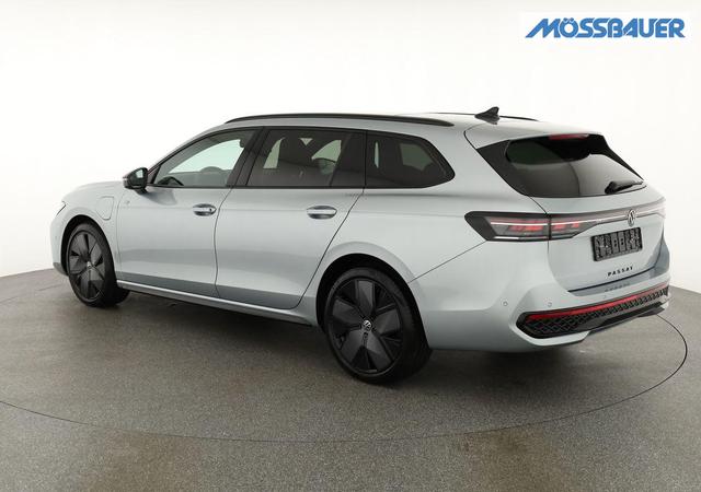 Volkswagen Passat Variant 1.5 TSI eHybrid 200 kW R-Line Black, Pano, AHK, AreaView, 19-Zoll 