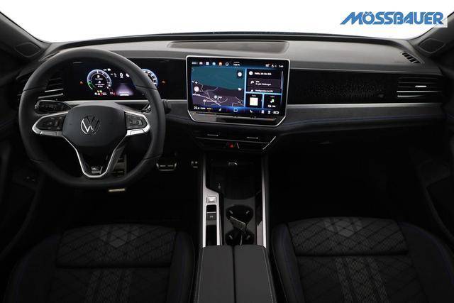 Volkswagen Passat Variant 1.5 TSI eHybrid 200 kW R-Line Black, Pano, AHK, AreaView, 19-Zoll 