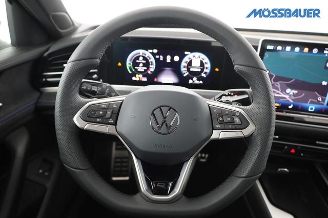 Volkswagen Passat Variant 1.5 TSI eHybrid 200 kW R-Line Black, Pano, AHK, AreaView, 19-Zoll 