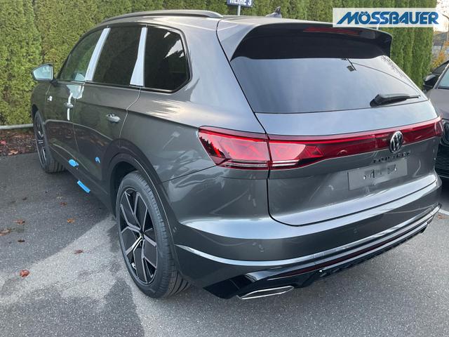 Volkswagen Touareg 3.0 TDI 210 kW 4Motion R-Line V6 Black, AHK, HuD, Luft, Standheizung 