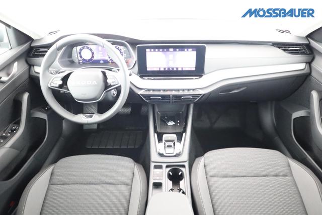 Skoda Octavia Combi 1.5 TSI mHEV 110 kW Selection DSG Selection, Side, el. Klappe, Kamera, Winter 