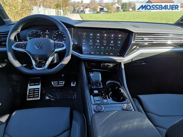 Volkswagen Touareg 3.0 TDI 210 kW 4Motion R-Line V6 UPE 113.880 € 