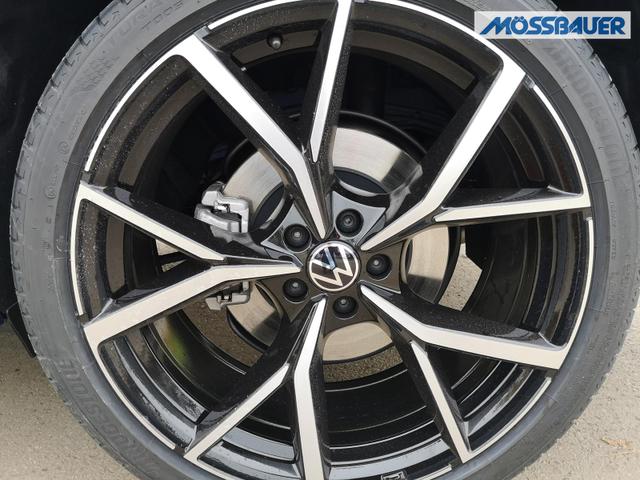 Volkswagen Touareg 3.0 TDI 210 kW 4Motion R-Line V6 UPE 113.880 € 