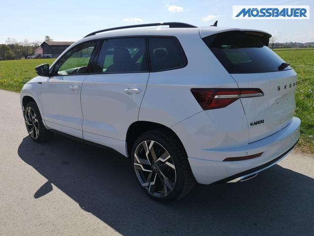 Skoda Karoq Sportline 2.0TDI DSG 4x4 AHK Matrix Leder 19 Zoll 