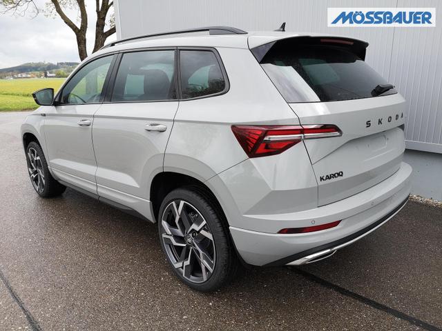 Skoda Karoq Sportline 2.0TDI DSG 4x4 AHK Matrix Pano Sound Leder 19 Zoll 
