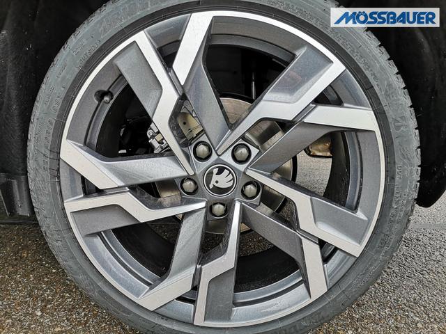 Skoda Karoq Sportline 2.0TDI DSG 4x4 AHK Matrix Pano Sound Leder 19 Zoll 