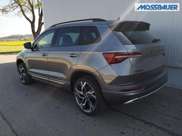 Skoda Karoq Sportline 2.0TDI DSG 4x4 AHK Matrix Pano Sound Leder 19 Zoll 