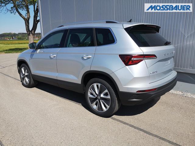 Skoda Karoq Selection 2.0 TDI DSG 4x4 GV5 AHK 18 Ladeb 