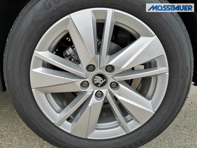 Skoda Karoq Selection 1.5 TSI DSG ABT GV5 AHK 17 Ladeb 